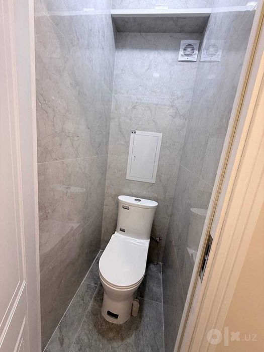 Продам 2 ком ЗЕРКАЛКА Феруза №U507