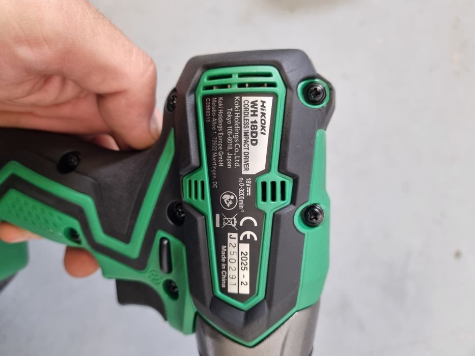 Bormasina cu impact, pistol de impact, acumulatori, Hitachi Hikoki