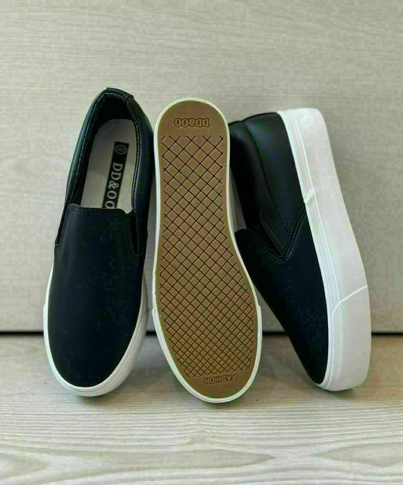 Обувь новая удобная