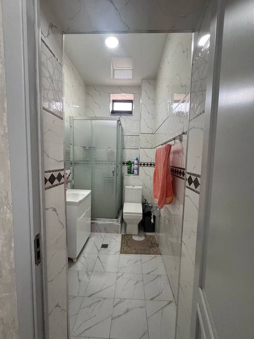 Коттедж евро дом. Мирзо Улугбекский район Чингельди
Соток 2,7  Площадь