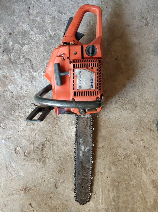 Хускварна 242xp отлично работеща