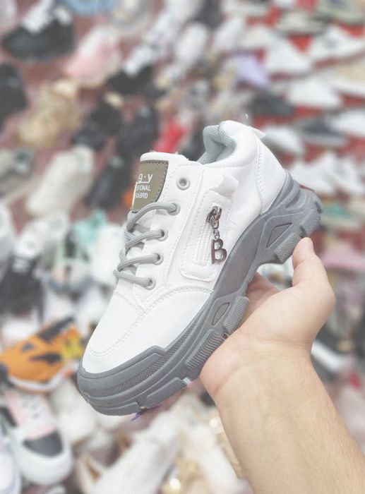 Madden in China original krasofka  skitka narxlarda ulgurib qolila.