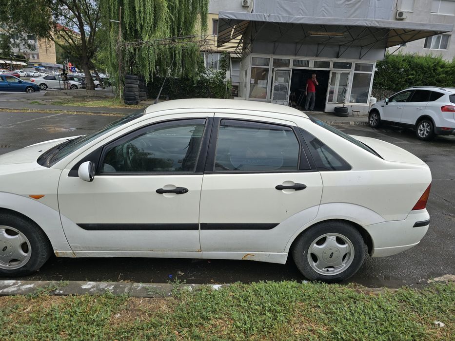 Vând Ford Focus mk1 2004