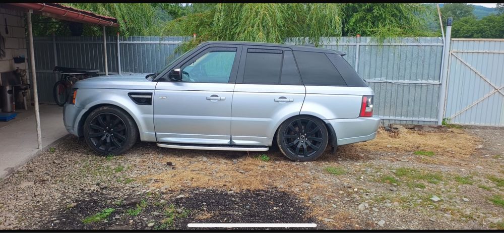 Dezmembrez Range Rover Sport