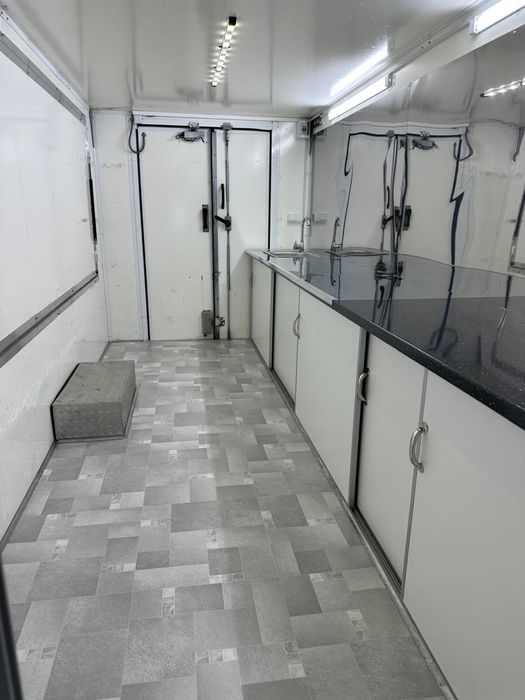 Vand autorulotă Fast-Food Truck 2017. euro 6