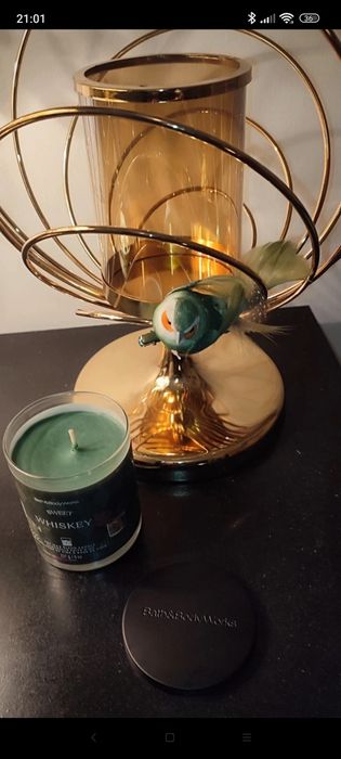 Lumânări parfumate Bath and BodyWorks, noi, ideal pentru casă sau cado