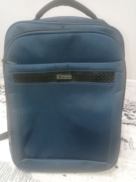 Продам  школьный портфель