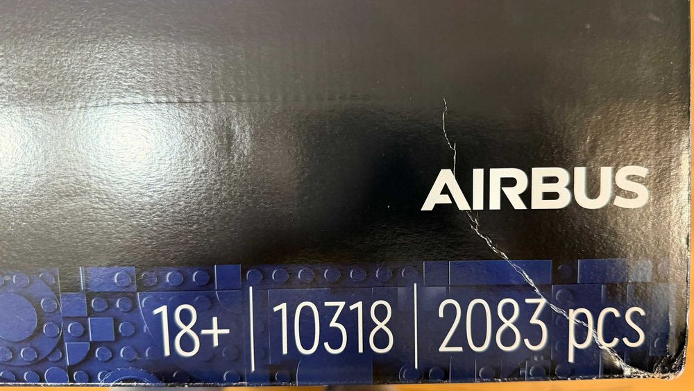 LEGO Concorde (colectia LEGO ICONS)