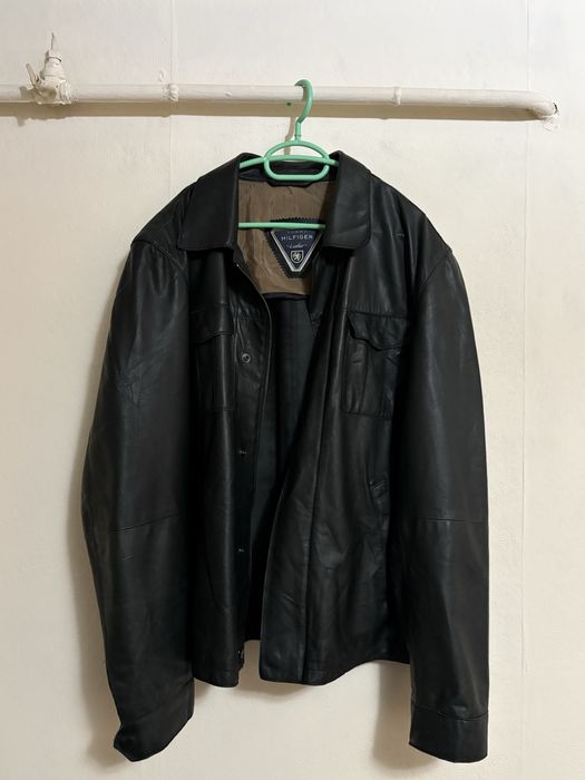 Кожено яке на Tommy Hilfiger