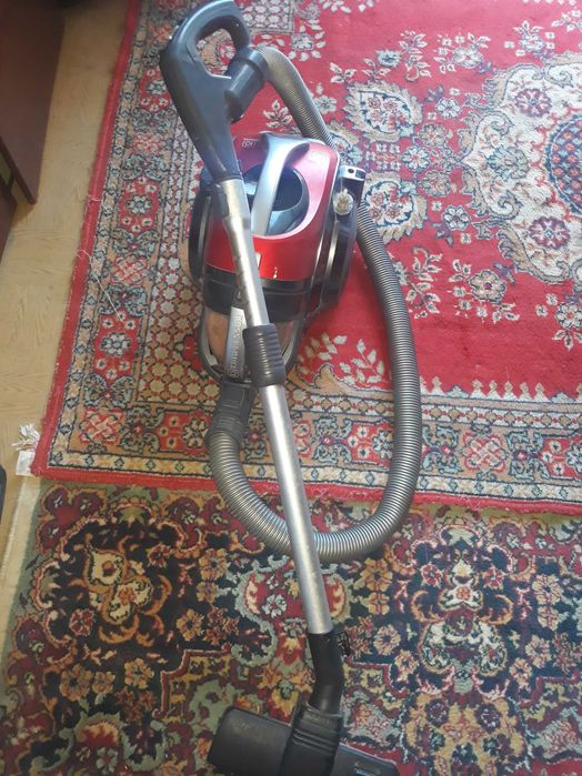 пылесосы  самсунг на выбор с контейнерами