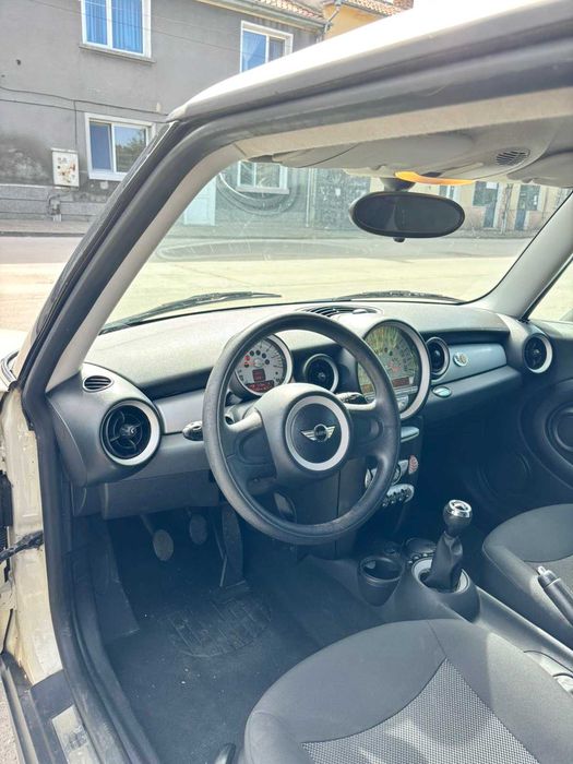 MINI ONE 1.6i 2010 г. нов внос