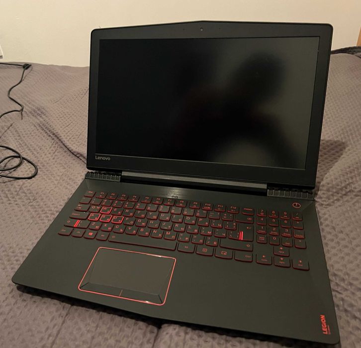 Lenovo Legion Y520 Мощен лаптоп за работа, програмиране, мултитаскинг и по-леки игри