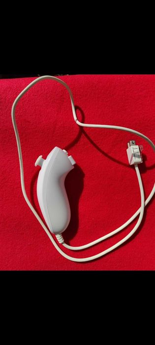 Nintendo Wii modată 7 în 1 + 200jocuri(Nintendo&Sega& PlayStation)