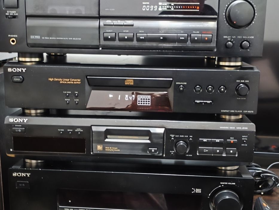 CD player Sony CDP XE 270