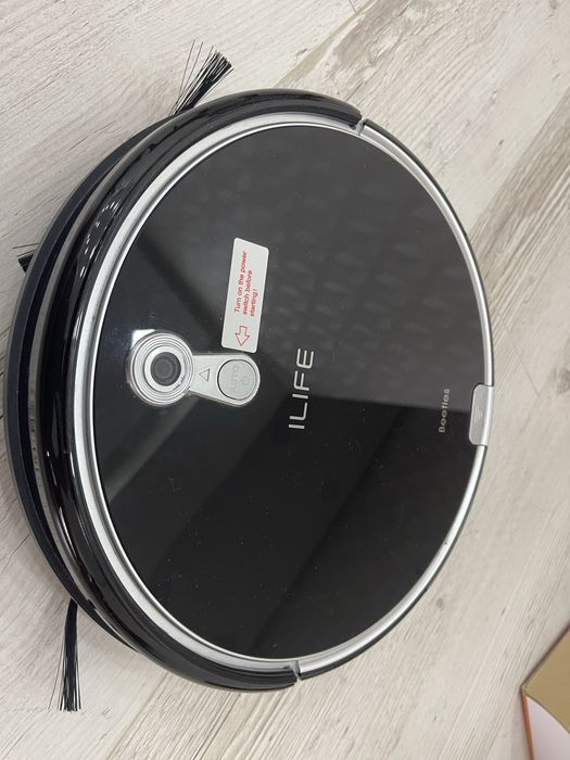 Робот пылесос ILife