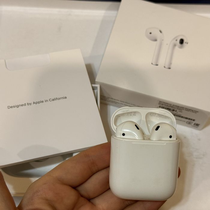Airpods 2 поколения оригинал