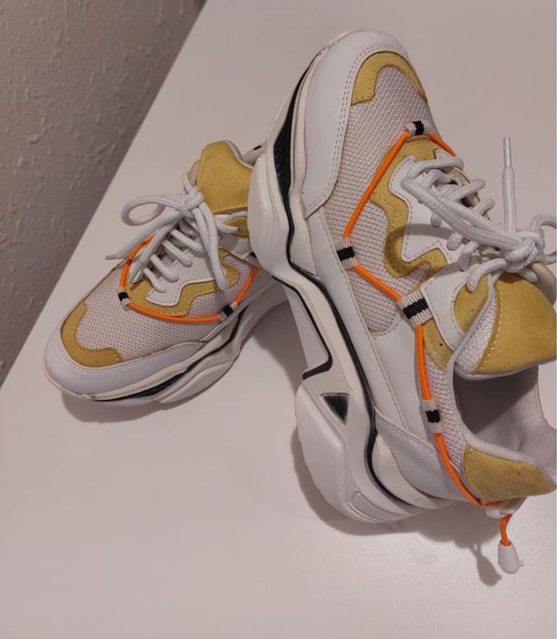 Дамски маратонки-нови