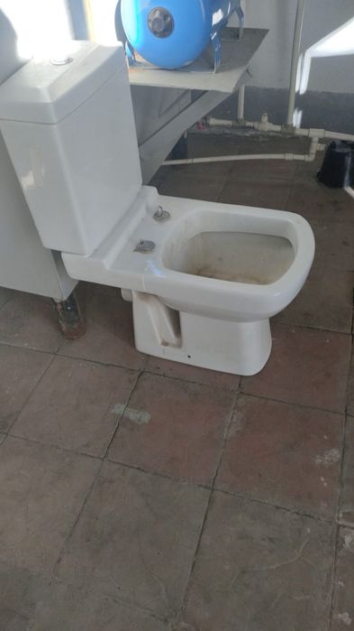 Унитаз с бачком б/у