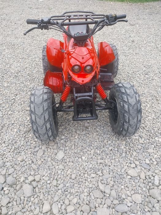 De vânzare  sau schimb cu scuter atv unilli 100cc 2T automat