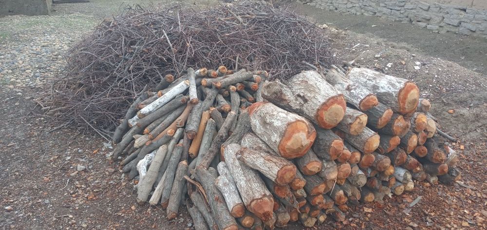 майдаланган утин сотилади