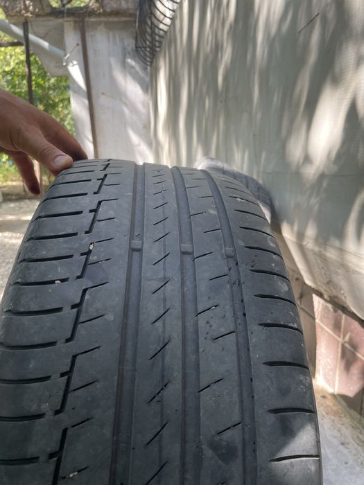 БУ 2 шт автошины 235/55 19 размер