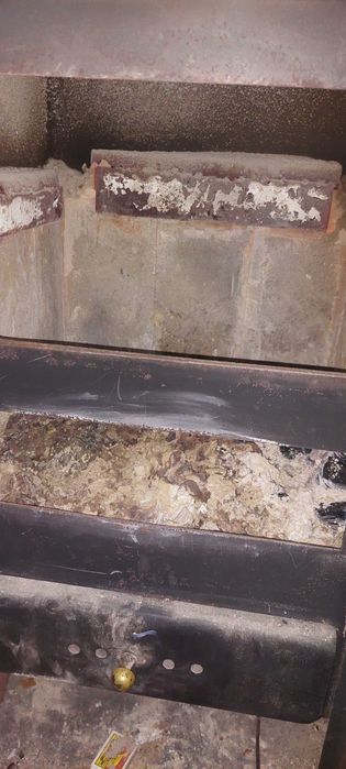 Продавам камина на дърва