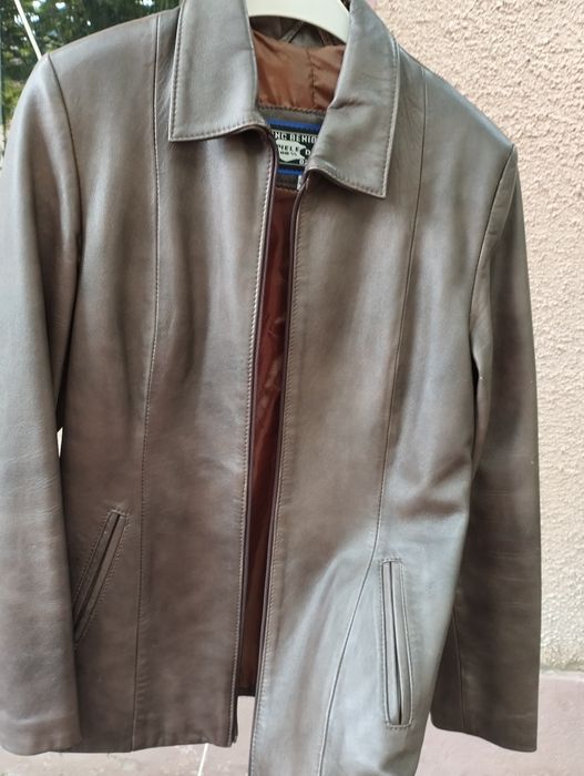 Scurtă de piele damă