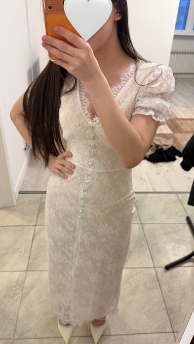 Нежное кружевное платье в отличном состоянии