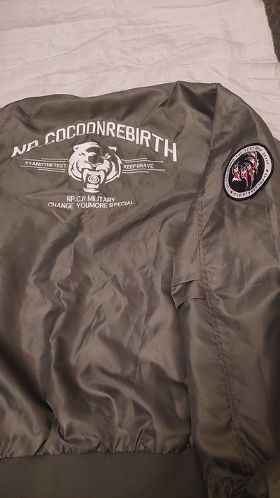 Мужская куртка демисизонная.