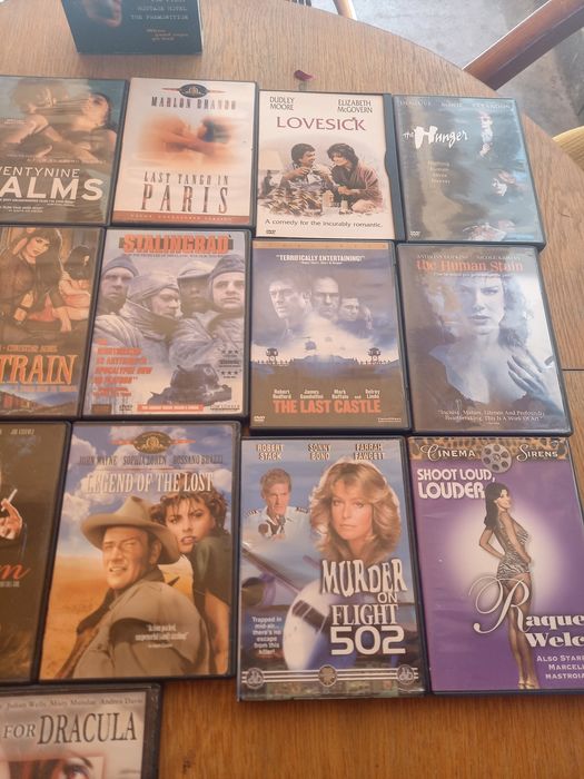 Продавам ДВД дискове