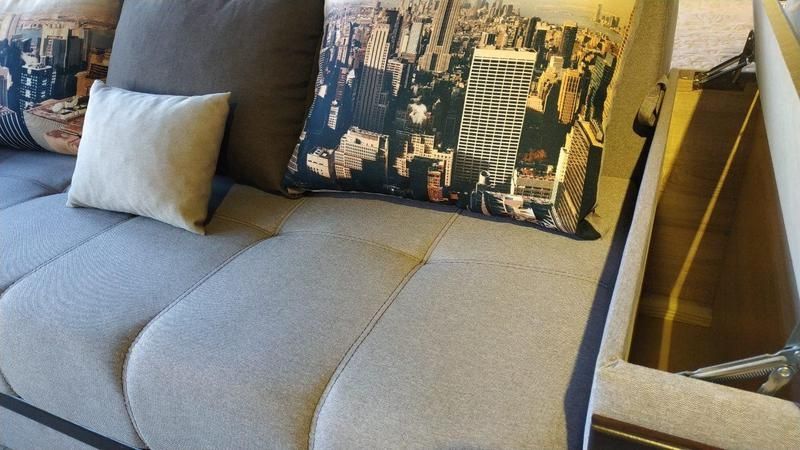 Обивка, перетяжка и реставрация мягкой мебели. Пошив чехлов для мебели