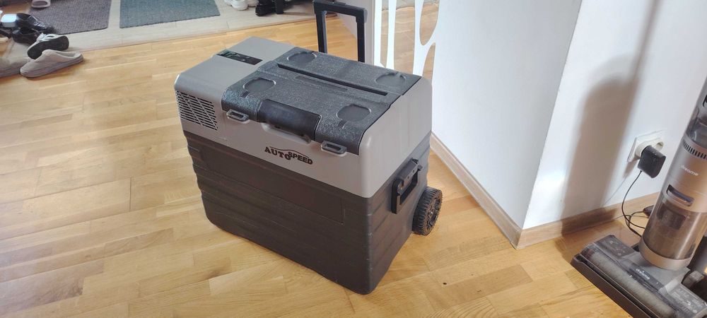 Frigider Auto / Camping