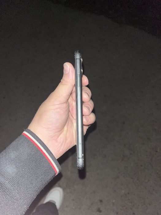 Iphone 11 сатылады