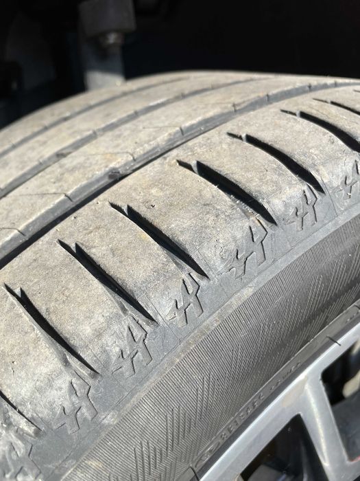 4 броя 295/40/20 ; Michelin Latitude Sport 3 (+джанти) ; Перфектни