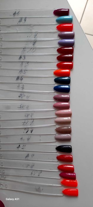 23 броя гел-лак, 99лв. всички