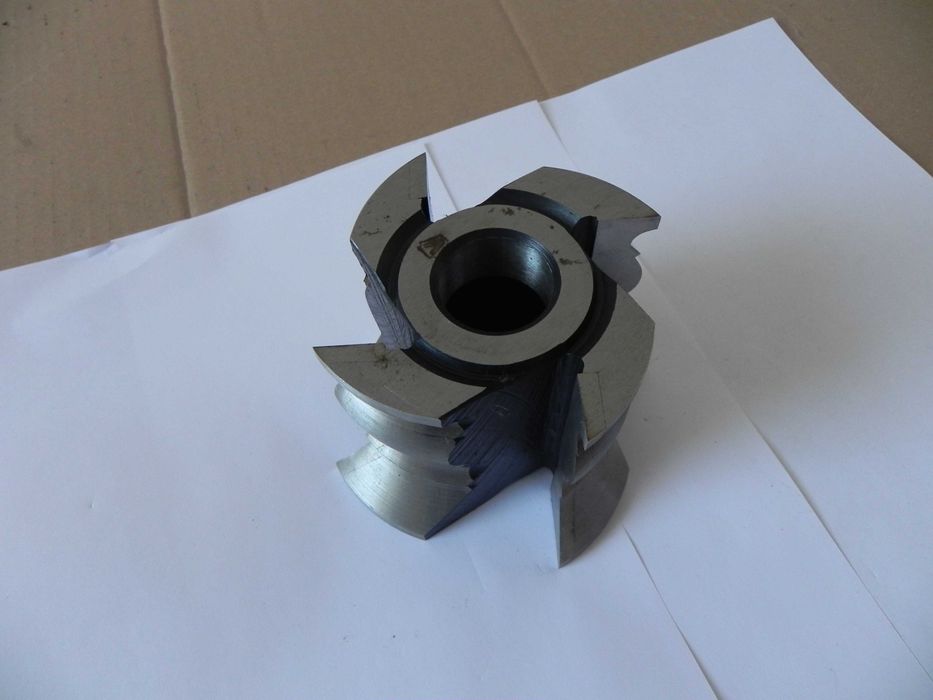 Freza profil lemn masiv plinta dulapuri usi rame mobila cod M90