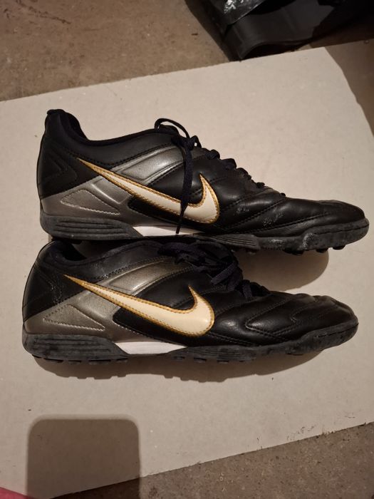 Футболни обувки Nike