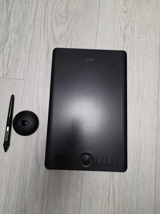 Tableta grafica Wacom Intuos PRO M