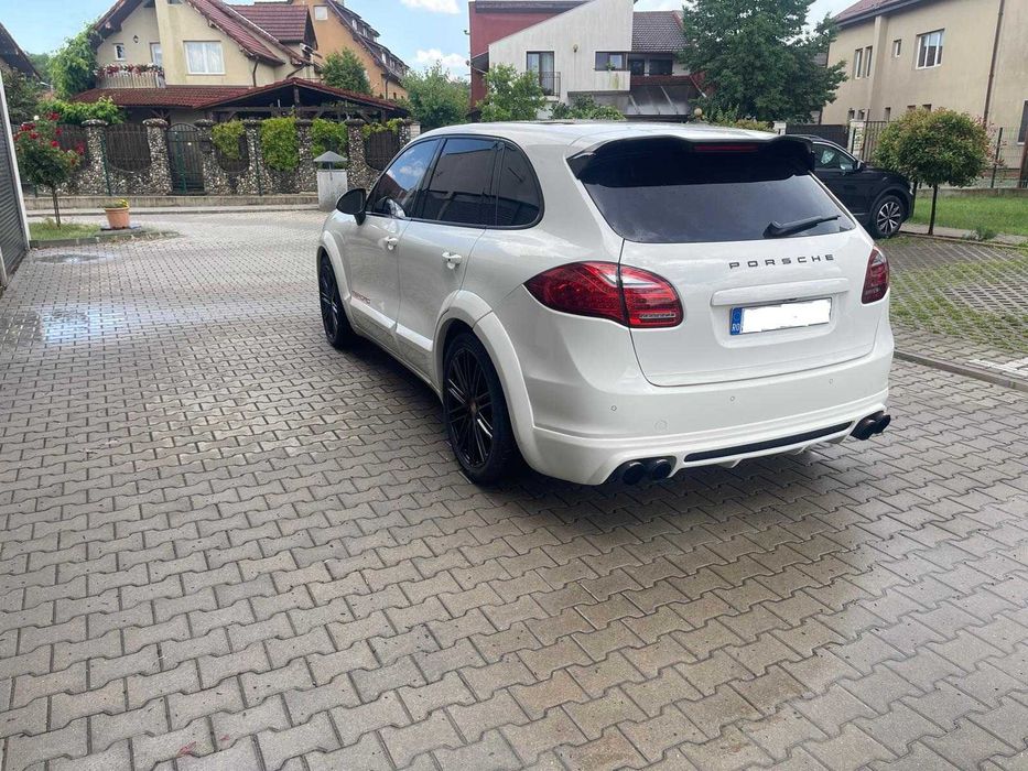 Porsche Cayenne Turbo