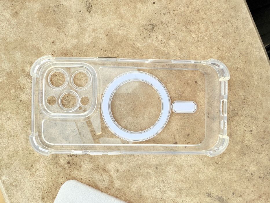 Кейс прозрачен за iphone 16pro нов