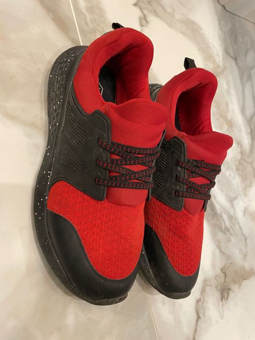 Маратонки 37 номер