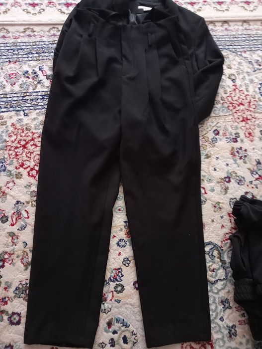 Таза киімдер сатылады