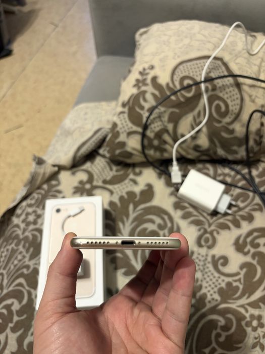 Iphone 7 128gb 77% коробка