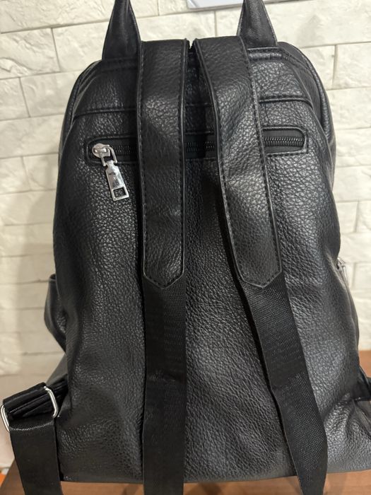 Продам рюкзак кожа!
