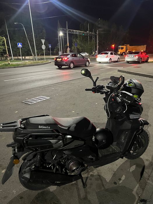 Мопед/скутер tank 150 pro продам