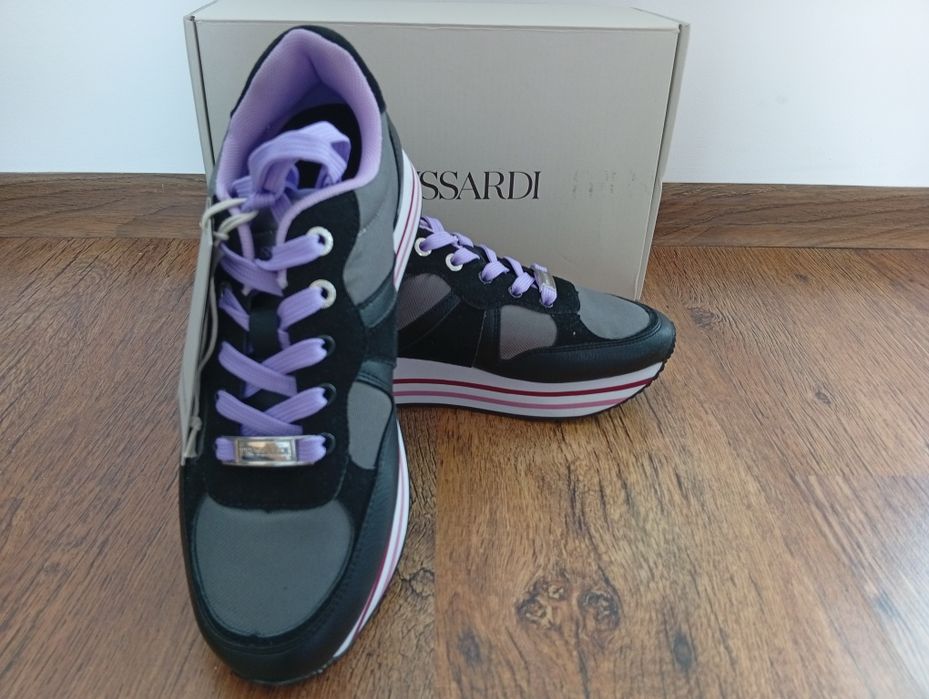 Trussardi women's sneakers  - дамски маратонки р-р 39 нови