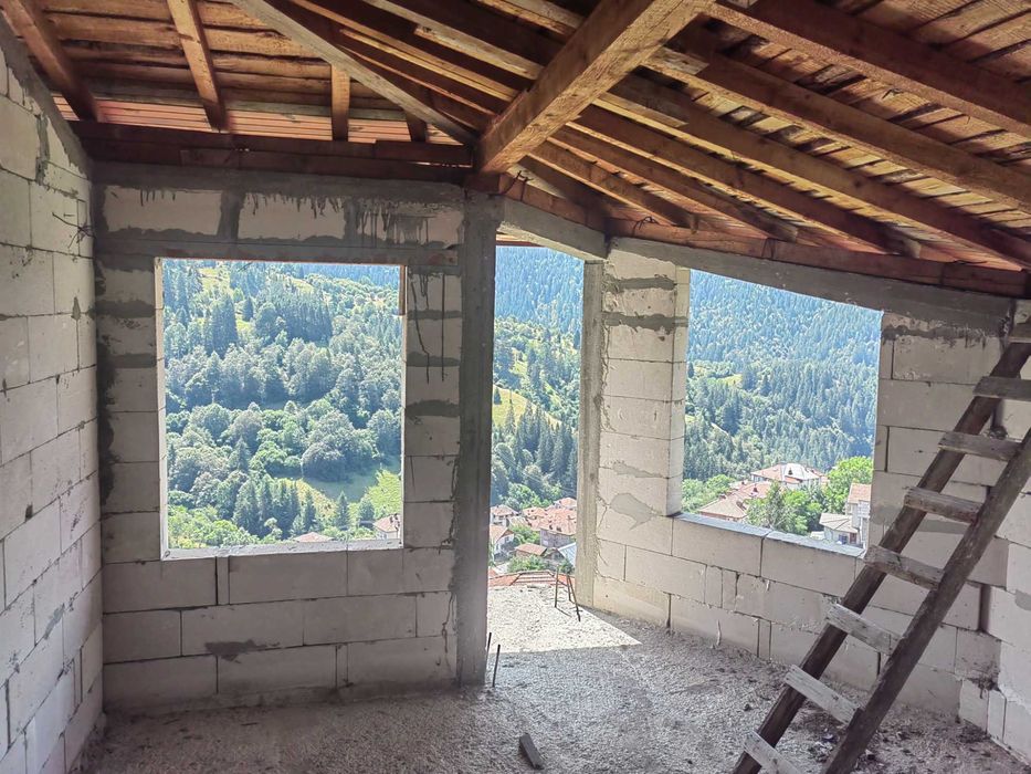 Продава се Къща в с. Момчиловци, Област Смолян - 558 кв.м за 223 €/кв.м - Снимка #5