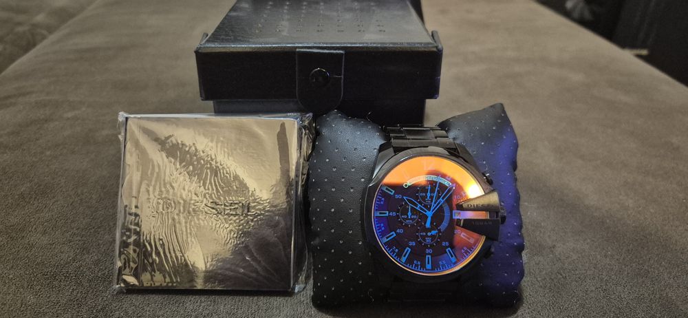 Ceas barbatesc Diesel Mega Chief DZ4318 – cronograf, stare foarte bună