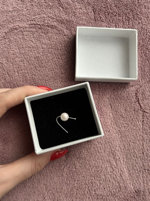 Goto перла брошка