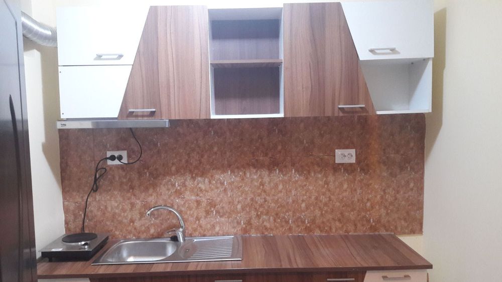Proprietar vand garsoniera Lipovei , bloc anvelopat de curand!